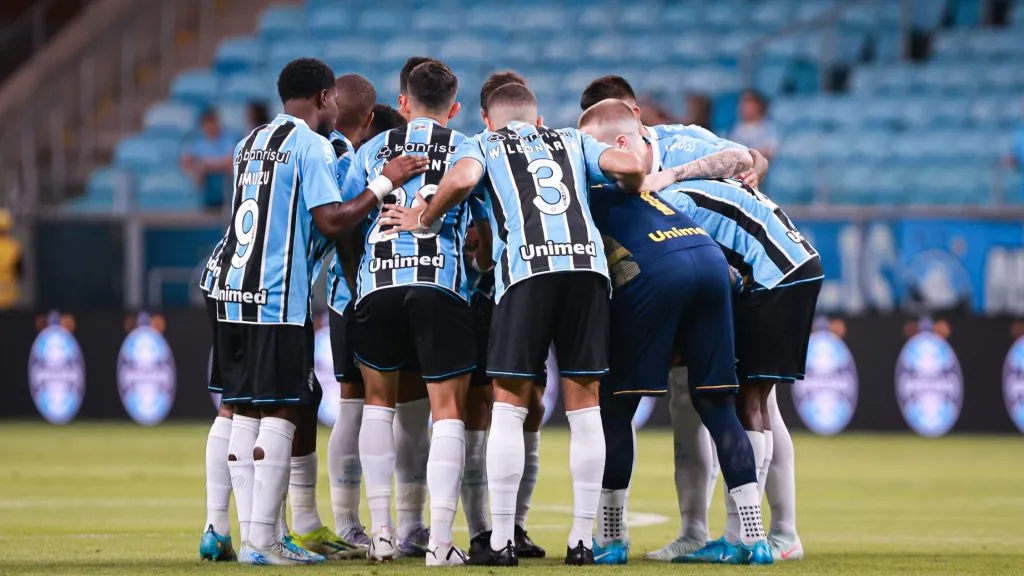 Elenco do Grêmio. Foto: Maxi Franzoi/AGIF