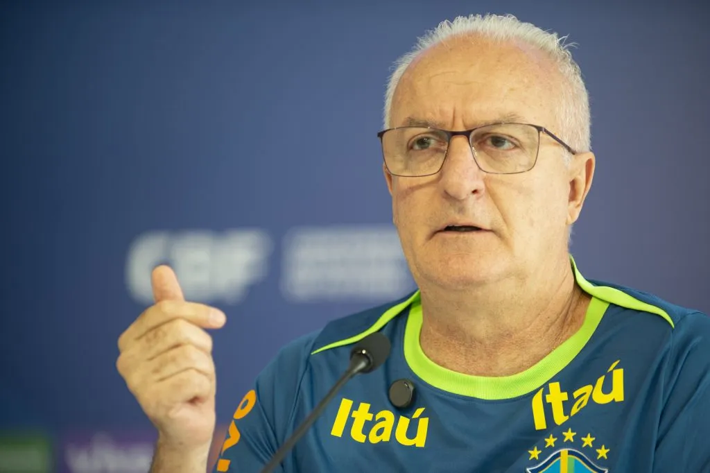 Dorival Júnior pela Seleção Brasileira – Foto: Anderson Romao/AGIF