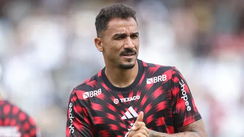 Danilo tem plano revelado pelo Mengão