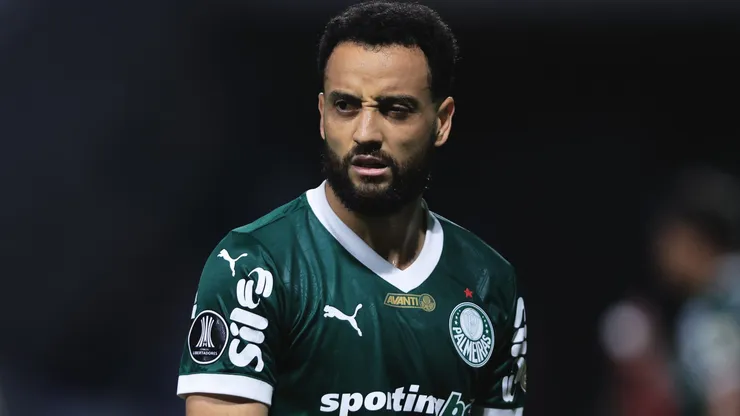Felipe Anderson não vai sair do Palmeiras.