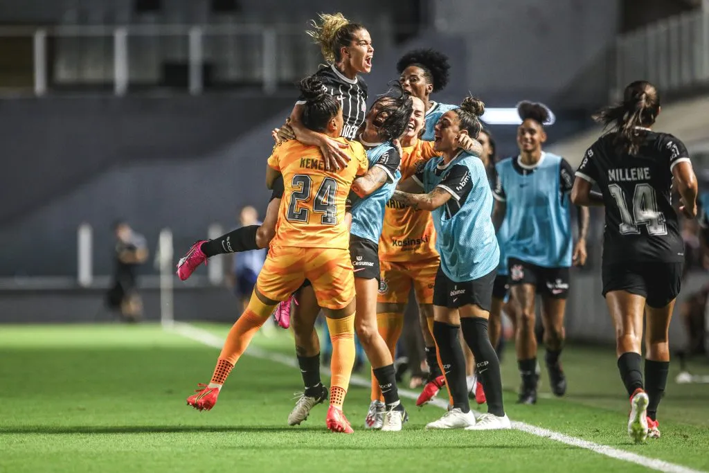 Santos x Corinthians. Foto: Reinaldo Campos/AGIF