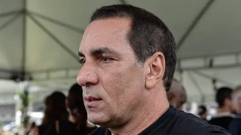 Edmundo, ex-jogador do Vasco, concede entrevista em São Januário. Foto: Thiago Ribeiro/AGIF.