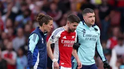 Momento em que o atleta deixa a partida. Photo by Alex Pantling/Getty Images