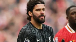 Alisson tem proposta da Turquia e pode estar encerrando seu ciclo no Liverpool (Photo by Carl Recine)