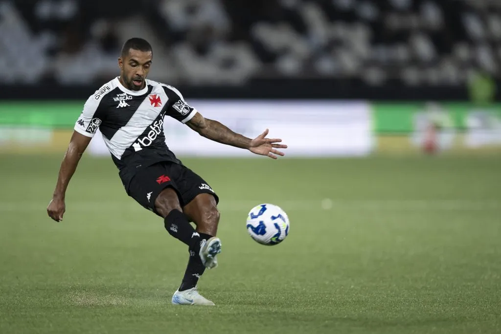 Paulo Henrique em ação pelo Vasco. Foto: Jorge Rodrigues/AGIF