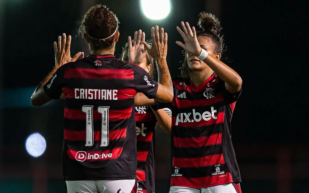 Cristiane e Ju Ferreira, estão estres os destaque das Meninas da Gávea no Brasileirão Feminino. Foto: Paula Reis/Flamengo