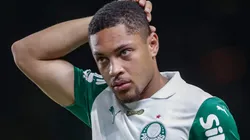 Vitor Roque em ação pelo Palmeiras - Foto: Rafael Vieira/AGIF