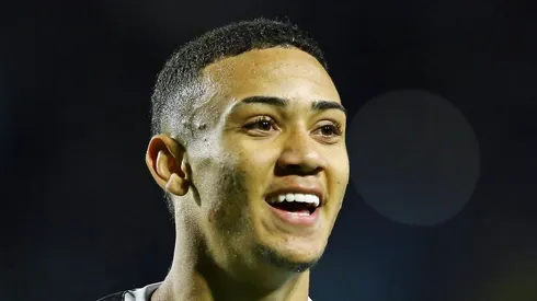 Gustavo Nunes ainda nos tempos de Grêmio, pela Libertadores