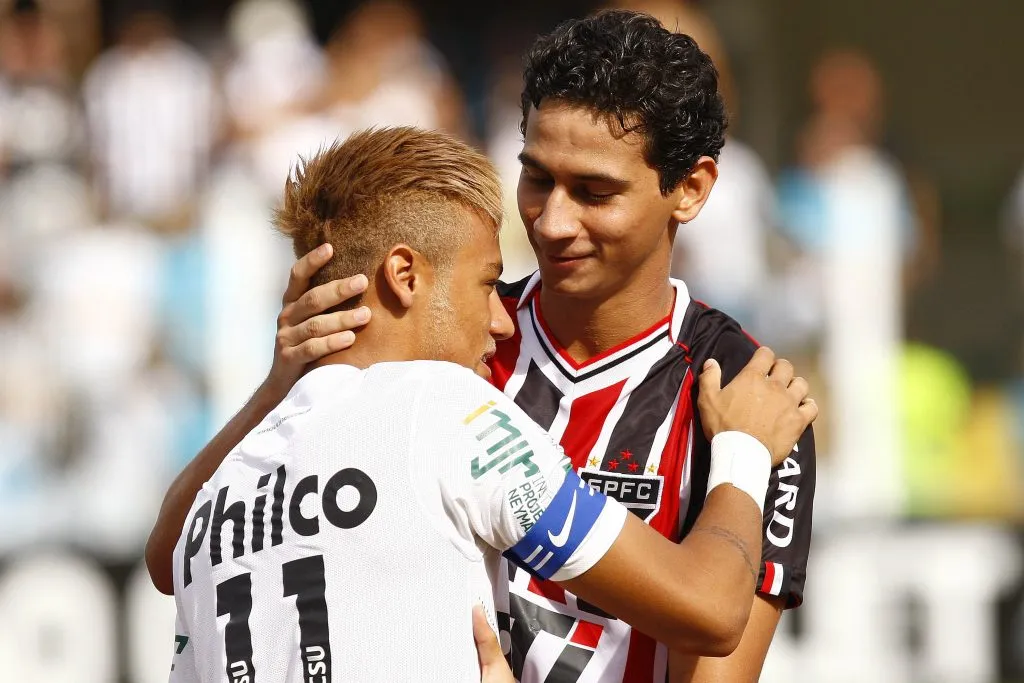 Neymar, Paulo Henrique Ganso. Santos X Sao Paulo pelo Campeonato Paulista 2013 na Vila Belmiro. 3 de fevereiro de 2013, Santos, Sao Paulo, Brasil. Foto: Ricardo Saibun/AGIF