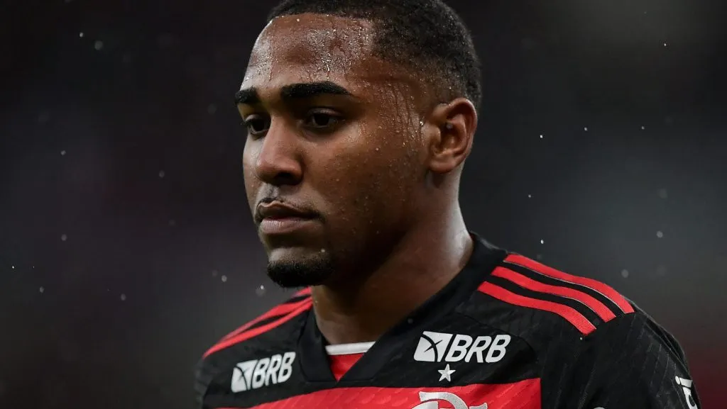 Lorran durante partida. Foto: Thiago Ribeiro/AGIF