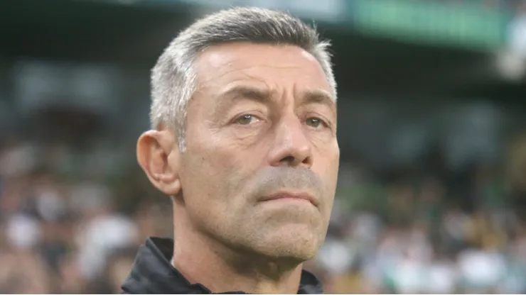 Caixinha faz mudanças no Peixe.