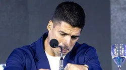 Luis Suárez em entrevista coletiva anunciando sua aposentadoria da Seleção Uruguaia. Foto: Ernesto Ryan