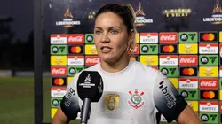 Gabi Zanotti em entrevista (Foto: Staff Woman Images)