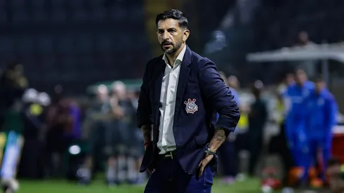 Emiliano Díaz também deixou o comando do Corinthians. Foto: Fabio Giannelli/AGIF