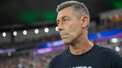 Pedro Caixinha está ainda mais pressionado na Vila