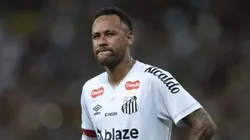 Neymar em ação pelo Santos - Foto: Jorge Rodrigues/AGIF