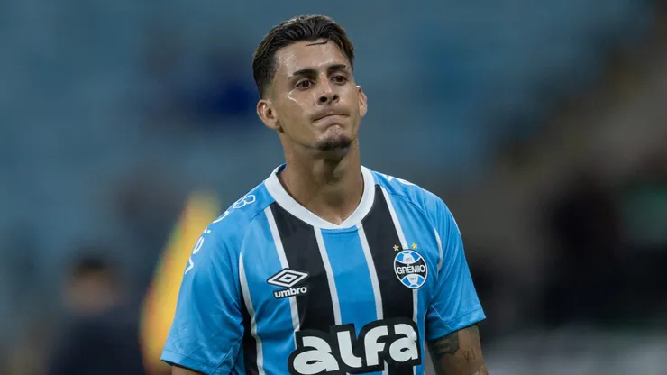 Pavón pediu para deixar o Grêmio e tem o Boca Juniors como principal entusiasta - Foto: Liamara Polli/AGIF.