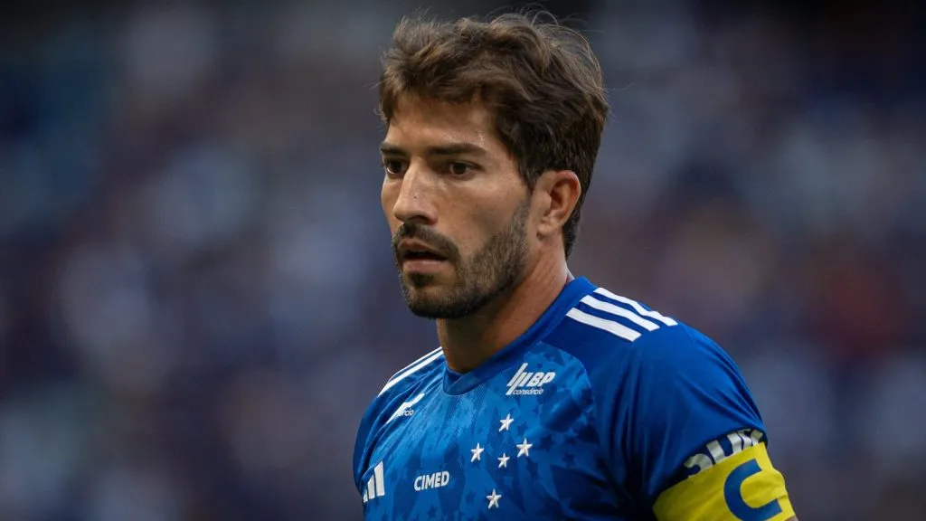 Lucas Silva está confiante na classificação do Cruzeiro - Foto: Alessandra Torres/AGIF.