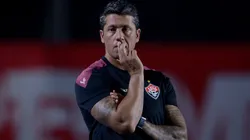 Carpini ficou insatisfeito após Vitória x Cruzeiro.