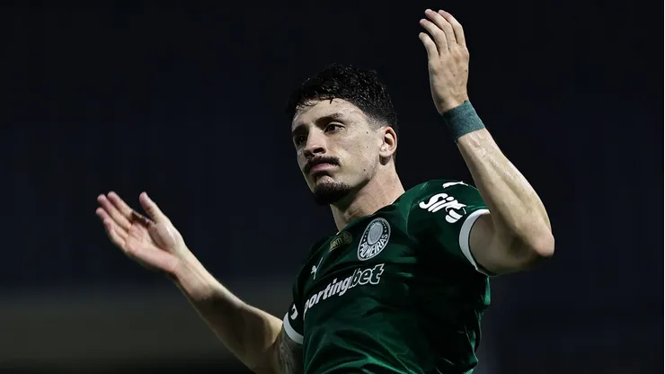 Joaquín Piquerez continua sendo importante para o Palmeiras - Foto: AGIF