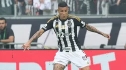 Guilherme Arana tem lesão detectada e será ausência na partida - Foto: Gilson Lobo/AGIF