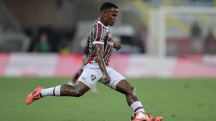 Arias jogador do Fluminense - Foto: Thiago Ribeiro/AGIF