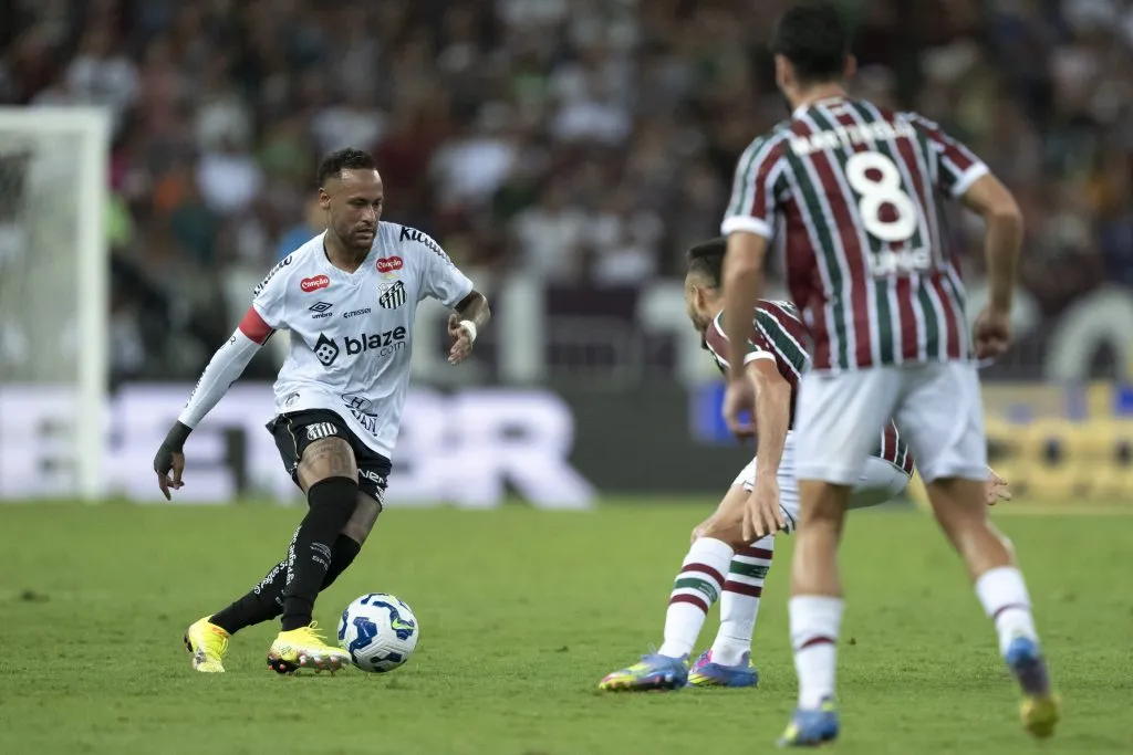 Neymar Jr jogador do Santos durante partida contra o Fluminense – Foto: Jorge Rodrigues/AGIF