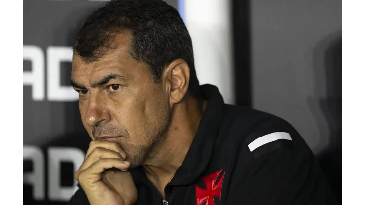 Carille tem desfalques importantes para próxima partida do Vasco pelo Campeonato Brasileiro.