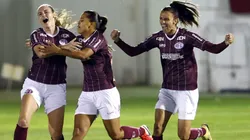 Jogadoras Ferroviária. Foto: Thiago Calil/AGIF