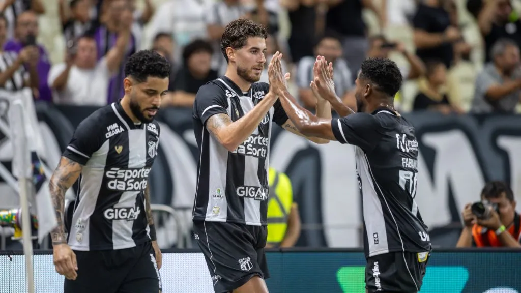 Ex-Vasco, Pedro Raul é o artilheiro do Ceará em 2025 – Foto: Baggio Rodrigues/AGIF