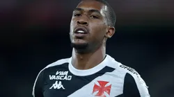 Rayan durante partida pelo Vasco.