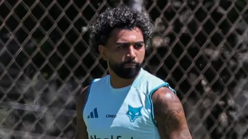 Gabigol vive momento polêmico com torcida do Cruzeiro