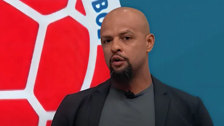 Felipe Melo reprovou a saída de Renato Paiva do Botafogo.