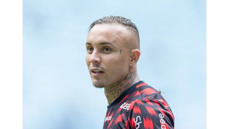RS - PORTO ALEGRE - 13/04/2025 - BRASILEIRO A 2025, GREMIO X FLAMENGO - Everton Cebolinha jogador do Flamengo durante partida contra o Gremio no estadio Arena do Gremio pelo campeonato Brasileiro A 2025. Foto: Liamara Polli/AGIF