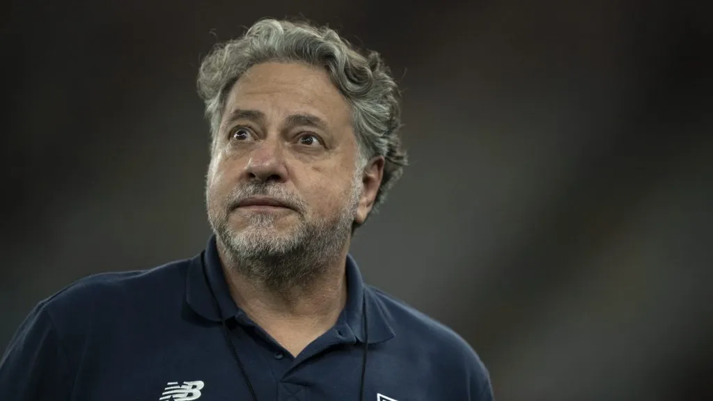 Julio Casares - Foto: Jorge Rodrigues/AGIF.