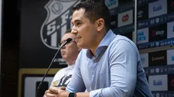 Pedro Martins terá reunião nesta 4ª e pode ser demitido como CEO do Santos - Foto: Bruno Vaz/Santos FC