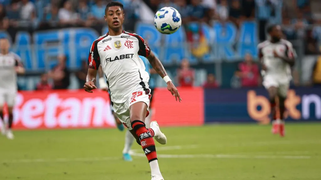 Bruno Henrique durante partida.