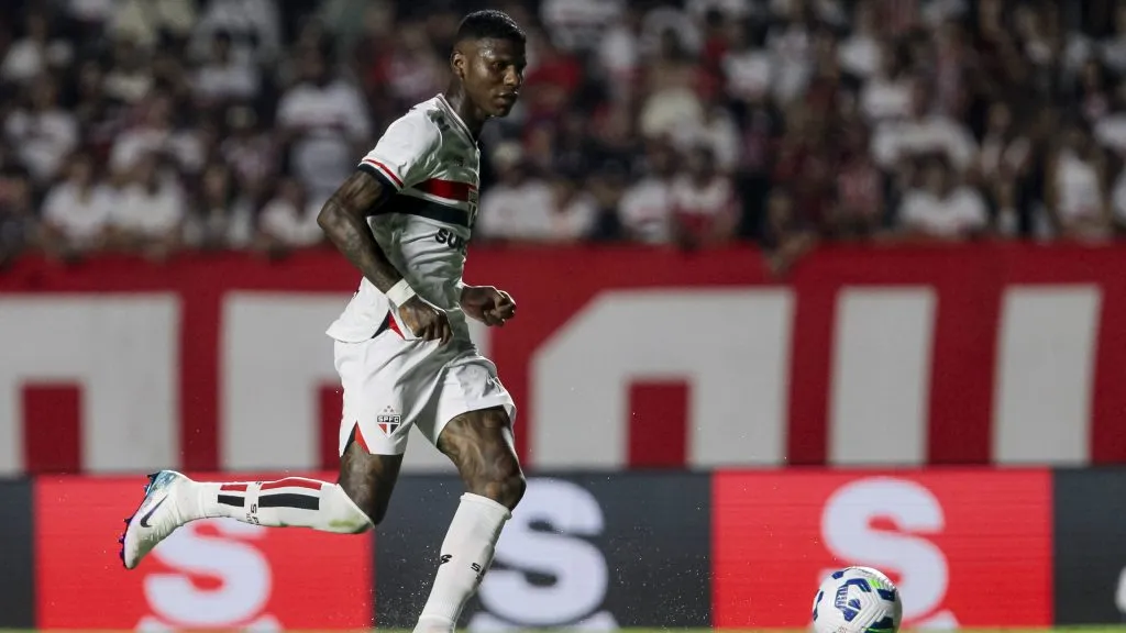 Arboleda retorna ao São Paulo. Foto: Marco Miatelo/AGIF