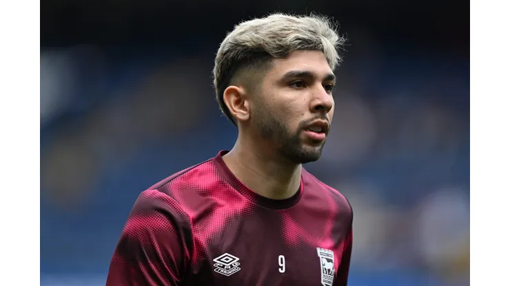 LONDON, ENGLAND - APRIL 13: Julio Enciso of Ipswich looks on ahead of the Premier League match between Chelsea FC and Ipswich Town FC at Stamford Bridge on April 13, 2025 in London, England. (Photo by Mike Hewitt/Getty Images)