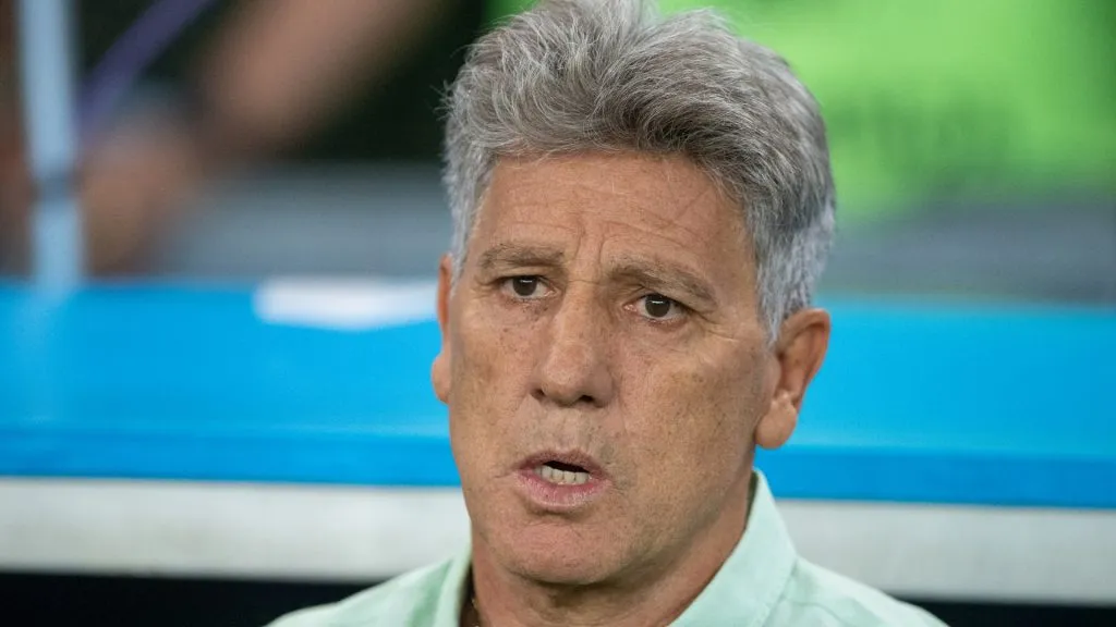 Renato Gaúcho deve dar chance a Ganso contra o Vitória – Foto: Thiago Ribeiro/AGIF