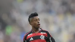 RJ - RIO DE JANEIRO - 08/03/2025 - CARIOCA 2025, FLAMENGO X VASCO - Bruno Henrique jogador do Flamengo durante partida contra o Vasco no estadio Maracana pelo campeonato Carioca 2025. Foto: Thiago Ribeiro/AGIF