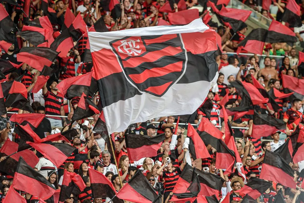 Torcida do Flamengo durante partida contra Atlético-MG no estádio Maracanã pelo campeonato Copa Do Brasil 2024. Foto: Thiago Ribeiro/AGIF