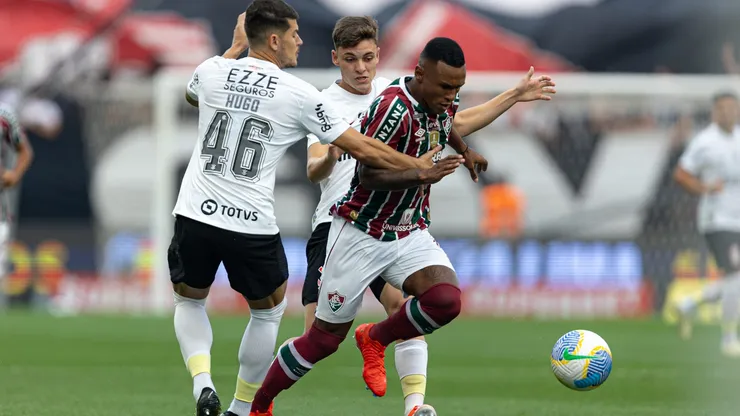 Fluminense tem a dura missão de vencer o Corinthians na Neo Química Arena