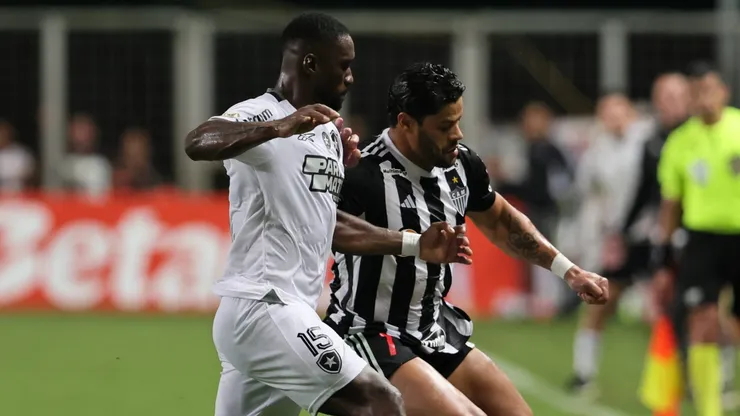 Hulk jogador do Atlético-MG durante partida contra o Botafogo - Foto: Gilson Lobo/AGIF