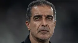Renato Paiva comenta ofensas no Nilton Santos após empate do Botafogo.