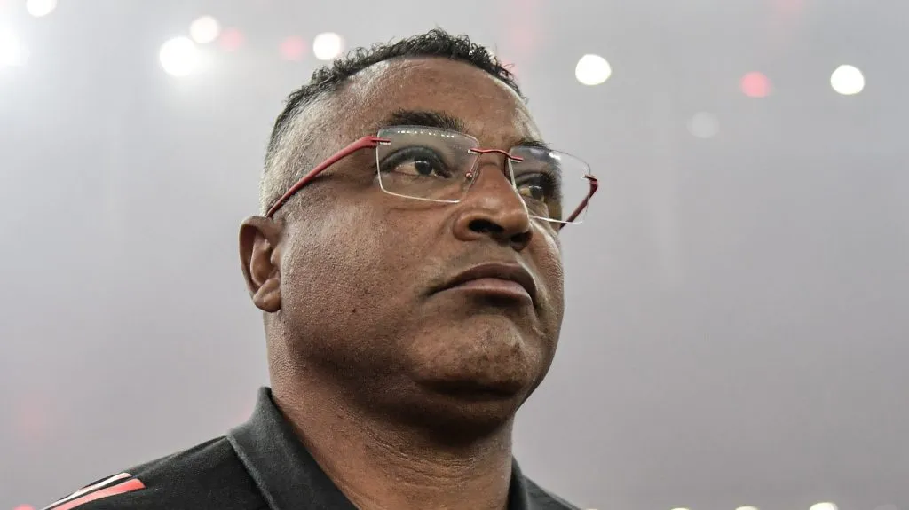Roger Machado tecnico do Internacional durante partida contra o Flamengo no estadio Maracana pelo campeonato Brasileiro A 2025 – Foto: Thiago Ribeiro/AGIF