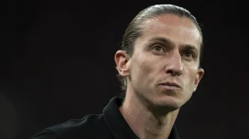 Filipe Luís acompanha equipe do Flamengo - Foto: Jorge Rodrigues/AGIF