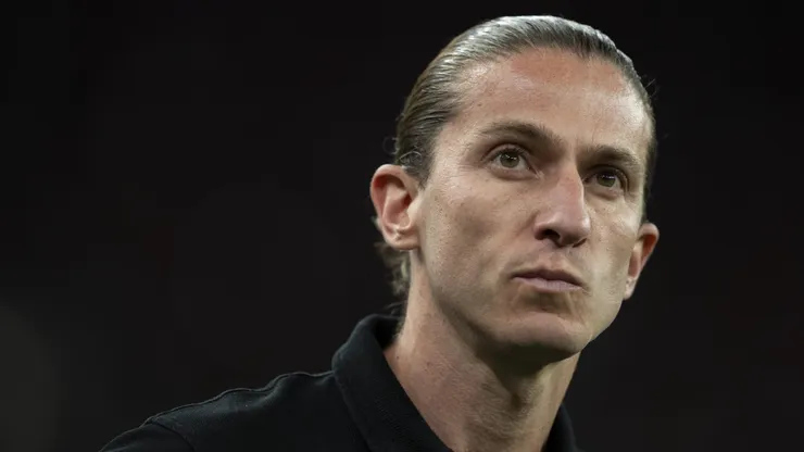 Filipe Luís acompanha equipe do Flamengo - Foto: Jorge Rodrigues/AGIF