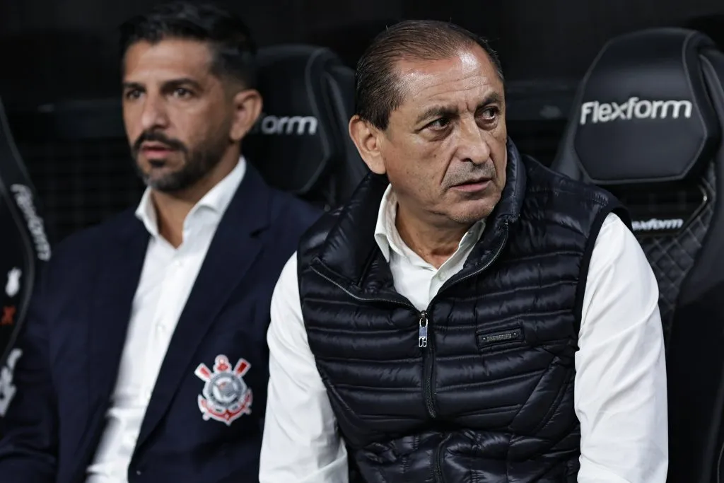 Ramon Diaz técnico do Corinthians durante partida contra o Fluminense no estádio Arena Corinthians pelo campeonato Brasileiro A 2025. Foto: Fabio Giannelli/AGIF