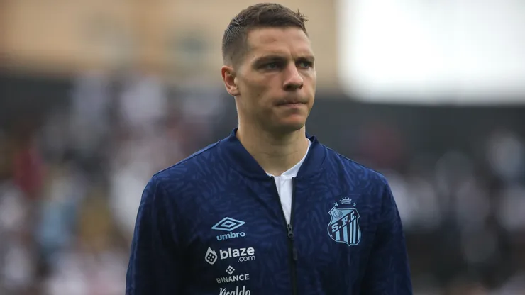 Julio Furch está afastado no Peixe, mas segue negociação